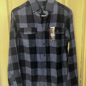 Long sleeve flannel.